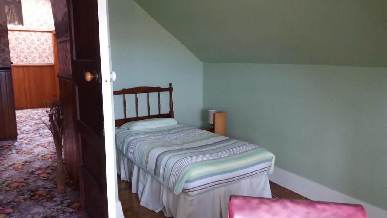 Chimneys B&B Oamaru Exterior foto